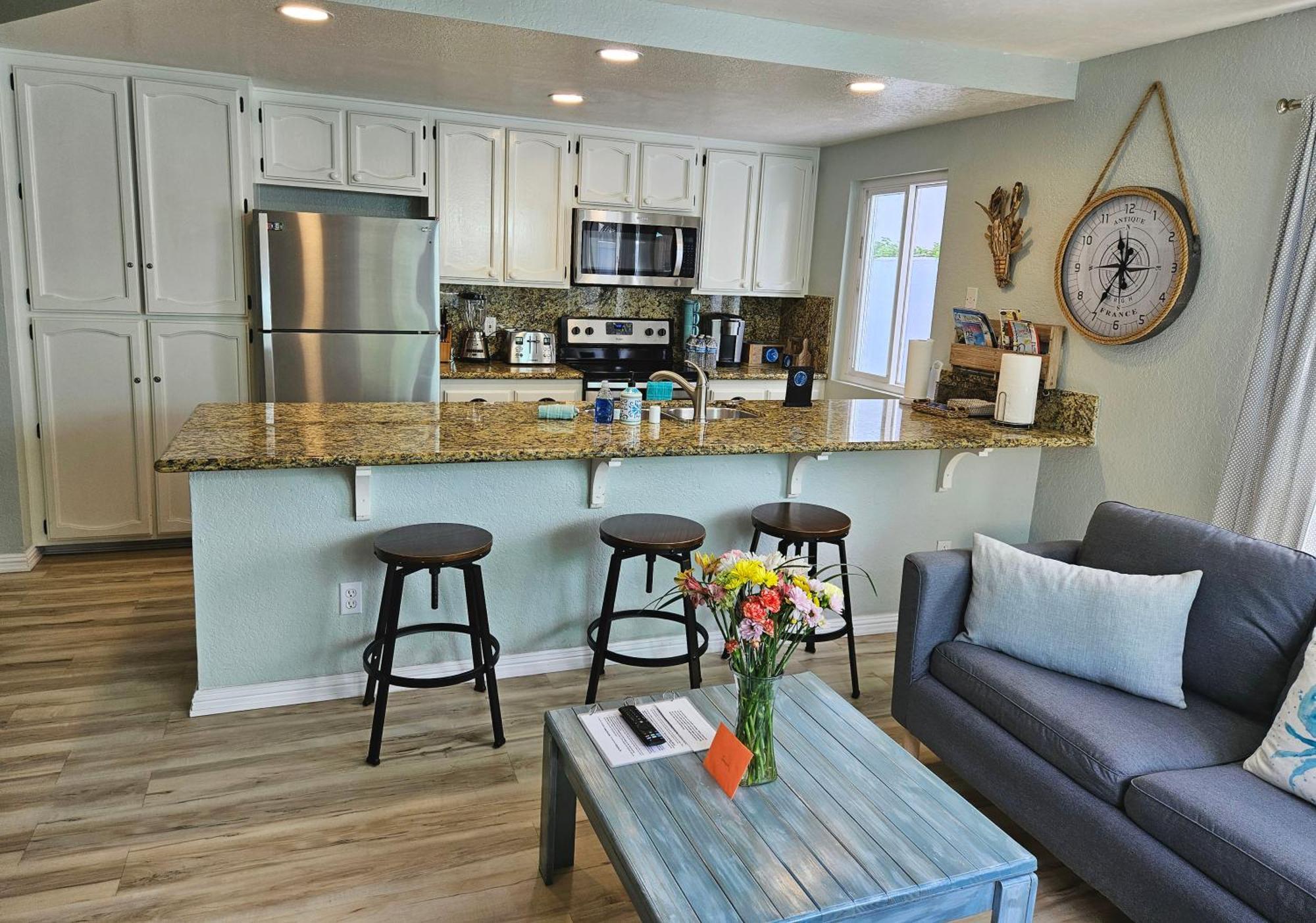 Luna Azul, Cozy Condo Only Steps To Mission Beach! Free Internet San Diego Bagian luar foto