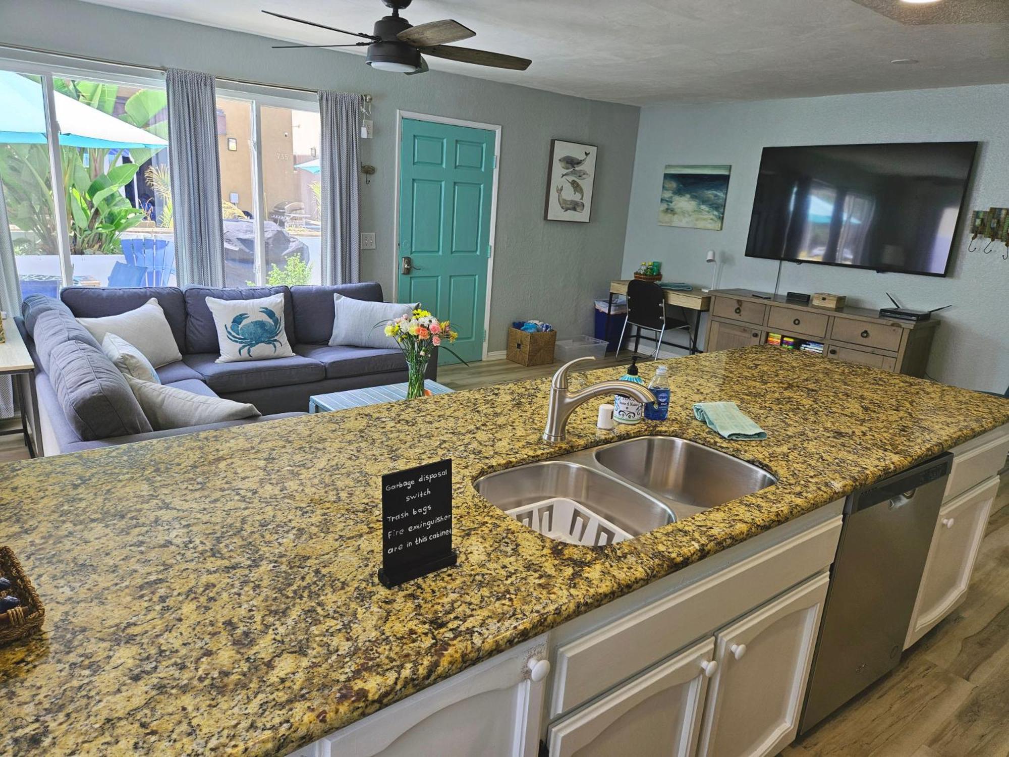 Luna Azul, Cozy Condo Only Steps To Mission Beach! Free Internet San Diego Bagian luar foto